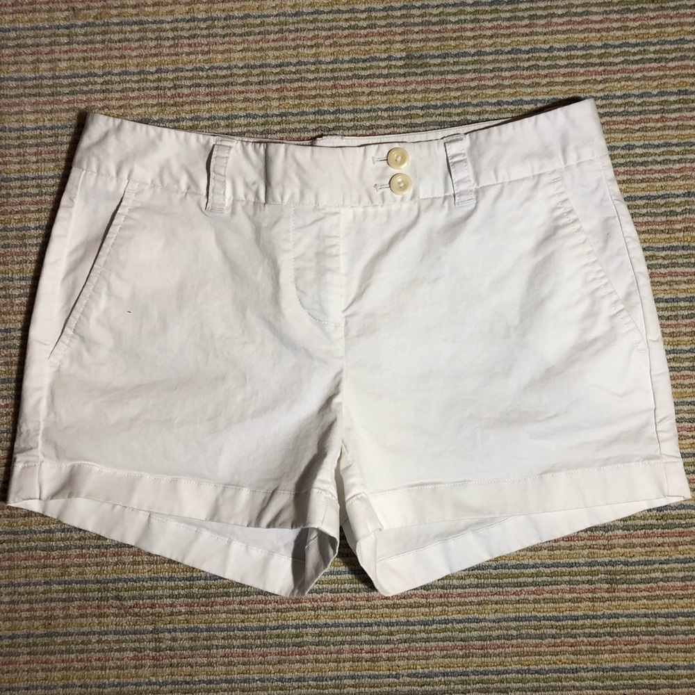 Vineyard Vines shorts